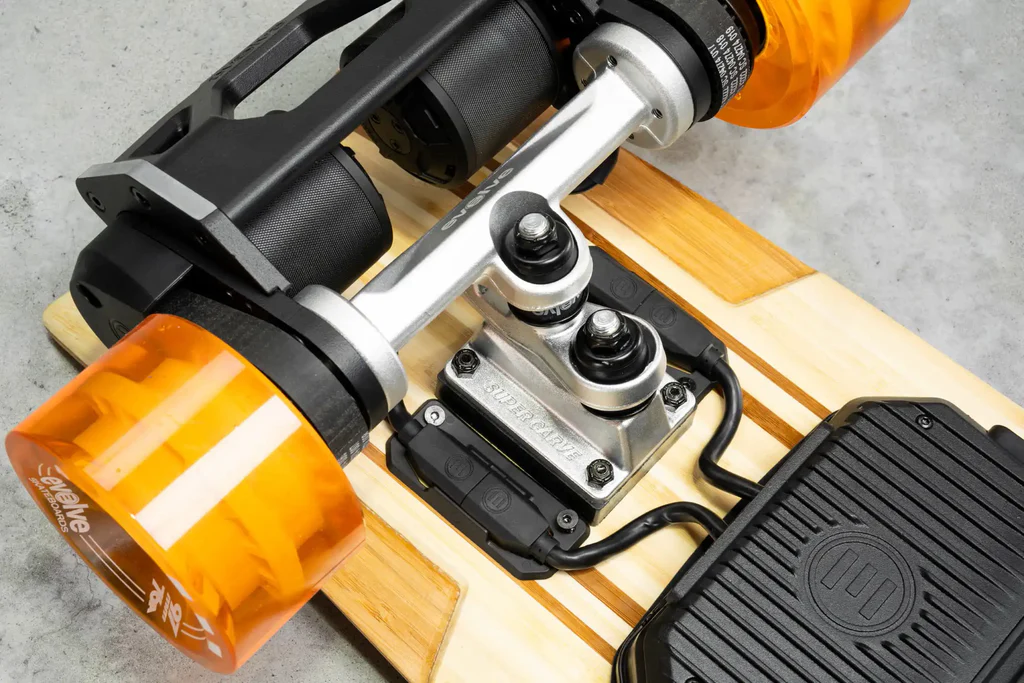 Stoke X Compact Electric Shortboard Dual 3000W, Samsung 50S - Image 2