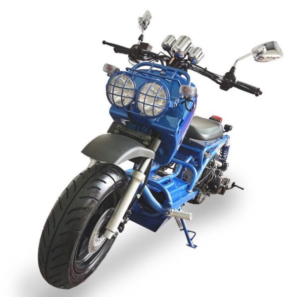 Maddog Gen I 50cc Street Scooter, Automatic, Front Disc Brake, 12 inch Aluminum Wheels, 50 State Legal - Metallic White