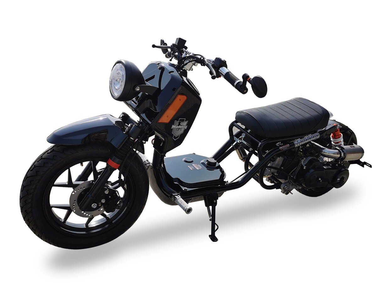 Maddog Gen V 50cc Street Scooter, Automatic, Front Disc Brake, 14 inch Aluminum Wheels, Digital Speedometer, LED Lights - Metallic White