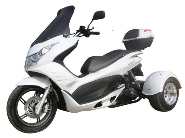 Q6 50cc Trike, Automatic Shifting, Full Wind Screen, Locking Trunk - White