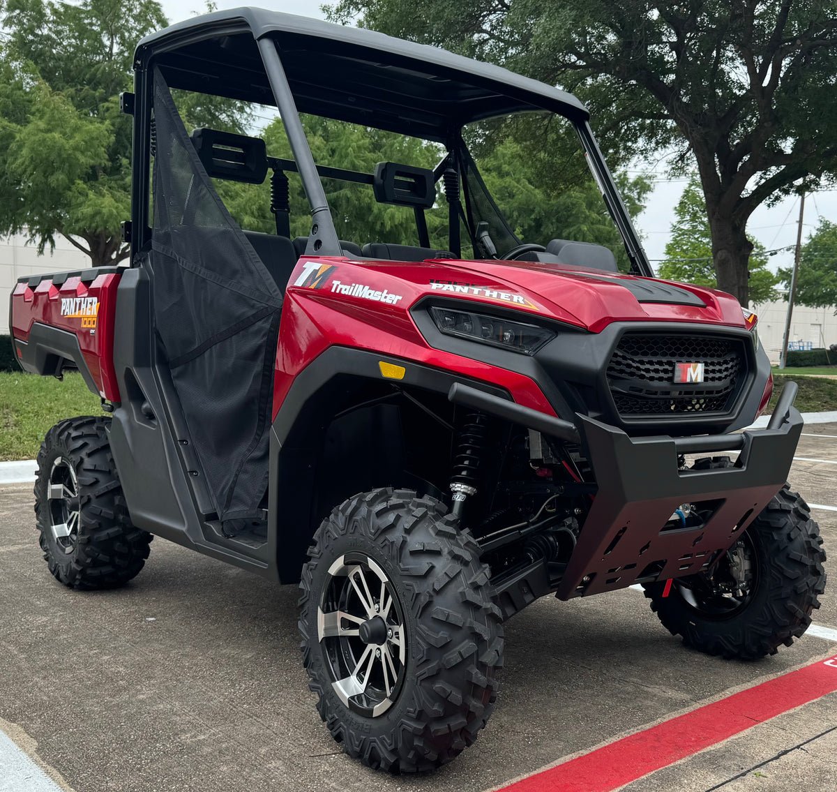 TrailMaster Panther 1000 UTV, 4X4, Larger Body, Electronic Power Steering, Heavy Duty Suspension, 83hp V-twin EFI Engine, High Low Range Automatic Trans, CA Legal - Black