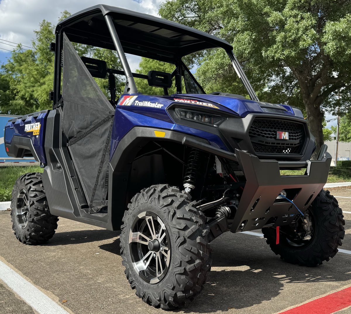 TrailMaster Panther 1000 UTV, 4X4, Larger Body, Electronic Power Steering, Heavy Duty Suspension, 83hp V-twin EFI Engine, High Low Range Automatic Trans, CA Legal - Black