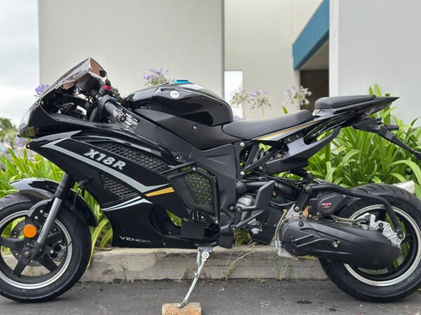 Venom x18R | 200cc Motorcycle | Automatic Transmission